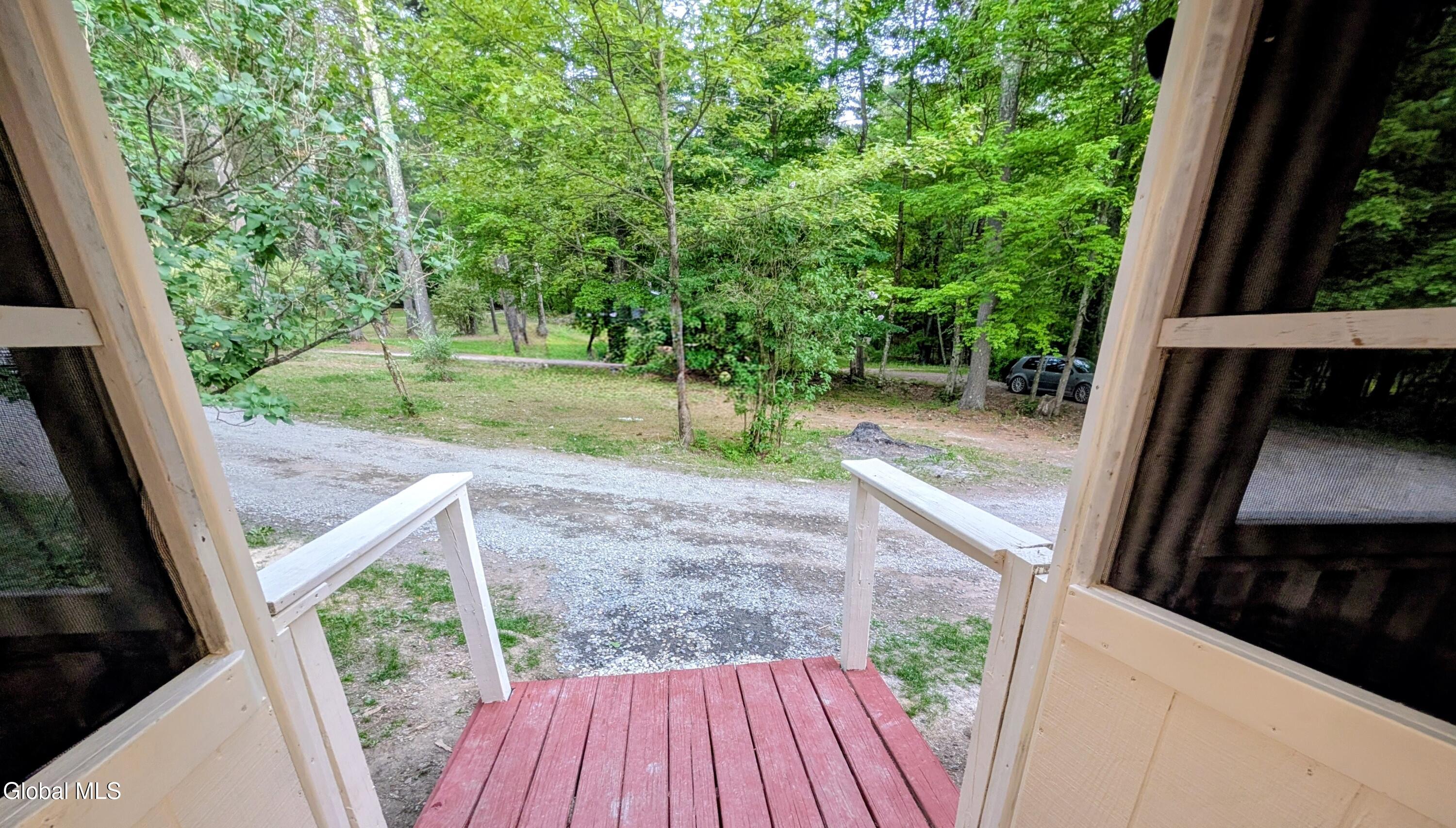 98 Primrose Lane Earlton NY 12058