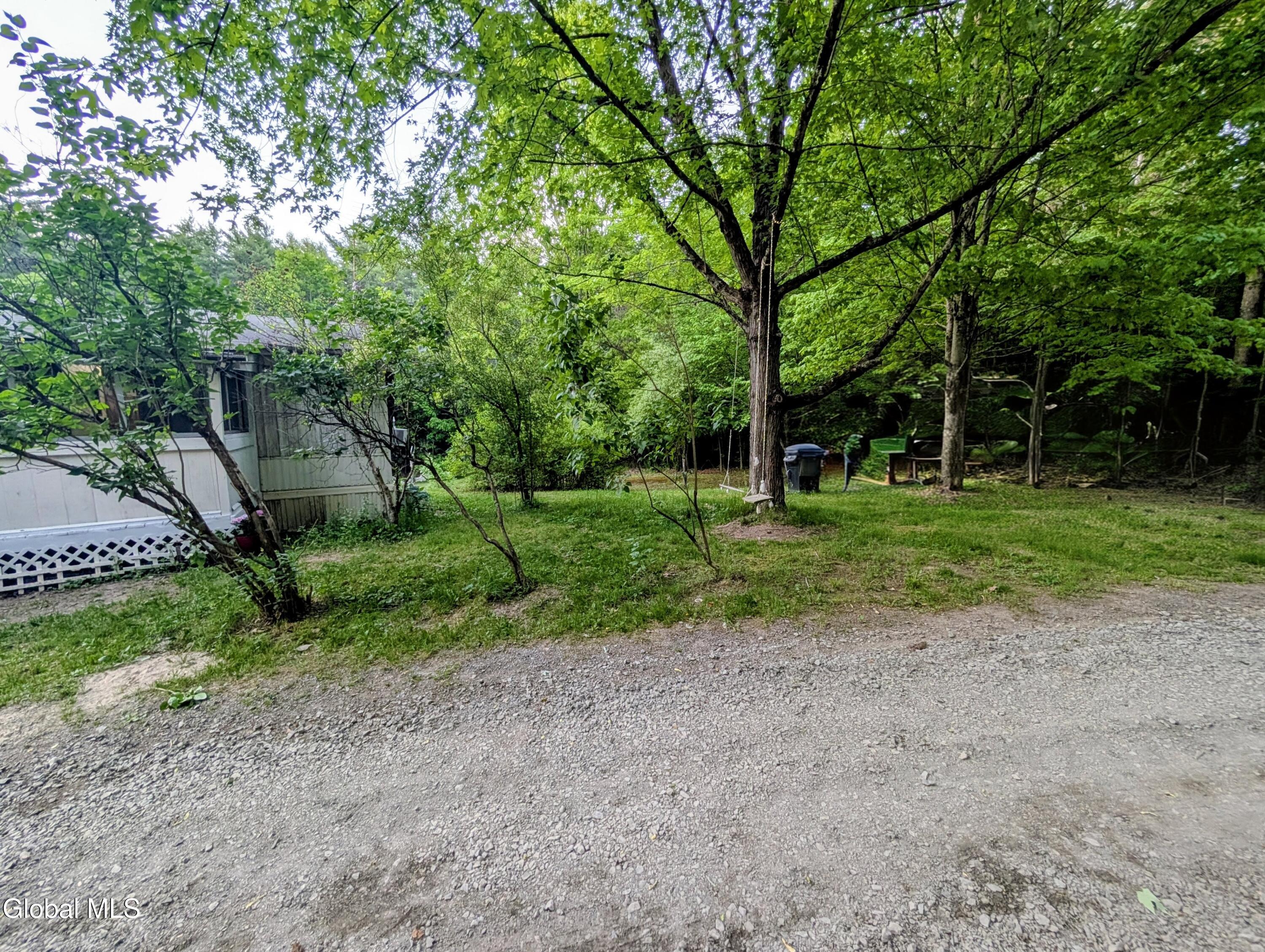 98 Primrose Lane Earlton NY 12058
