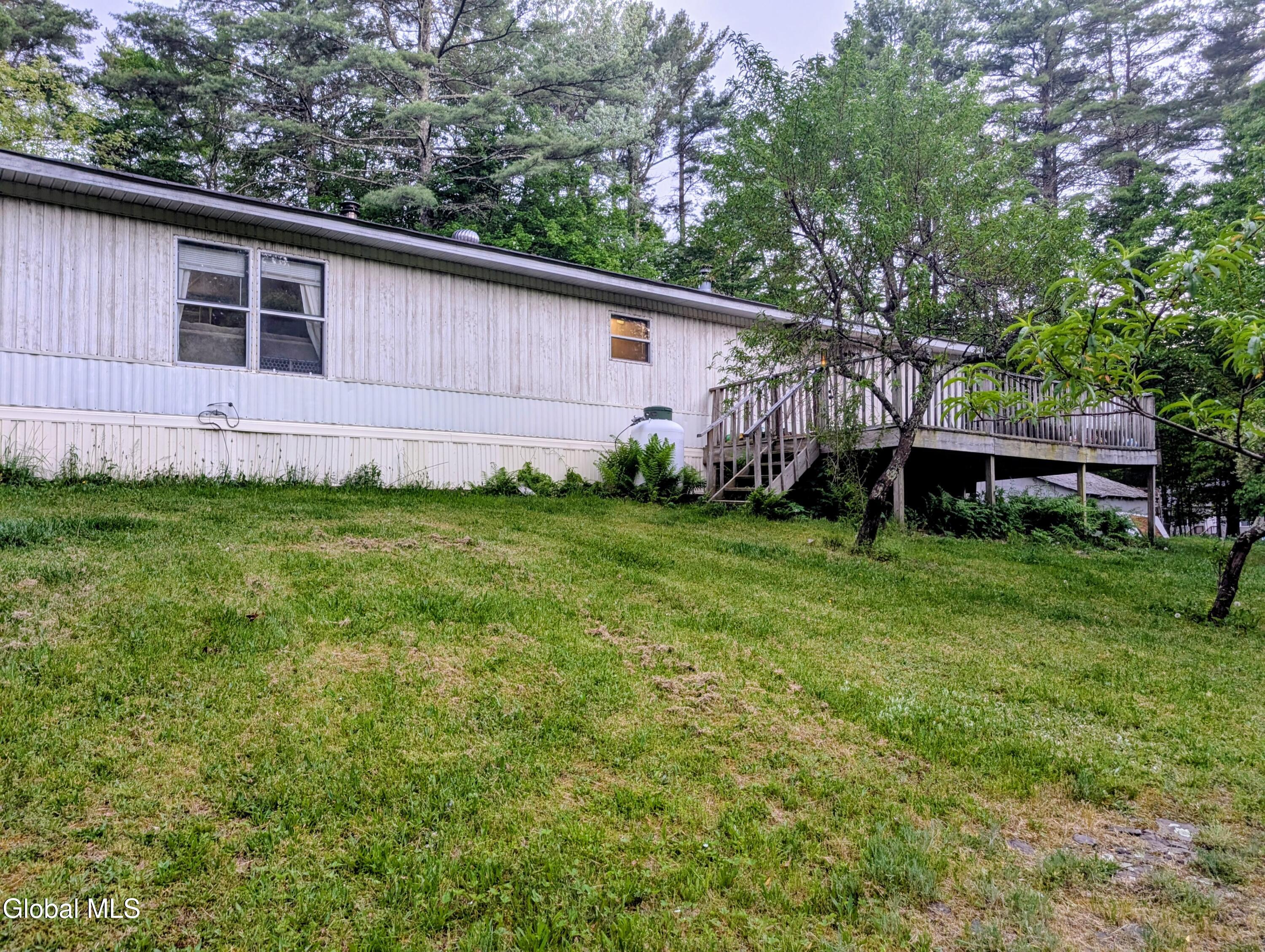 98 Primrose Lane Earlton NY 12058