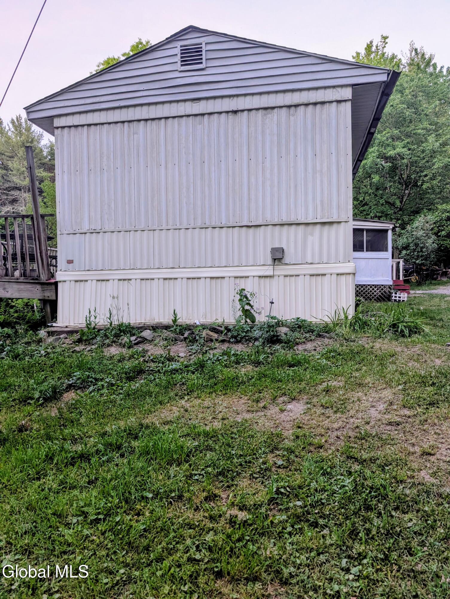 98 Primrose Lane Earlton NY 12058