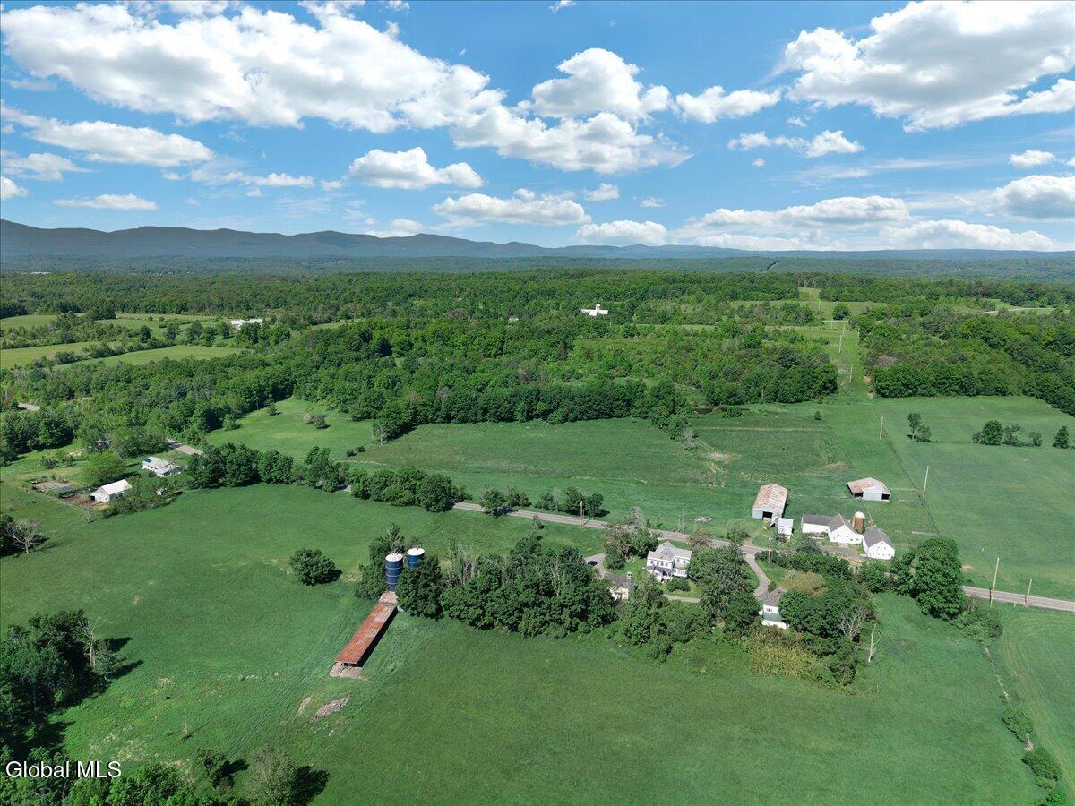 186 Cty Rt 411 L2.1 Greenville NY 12193
