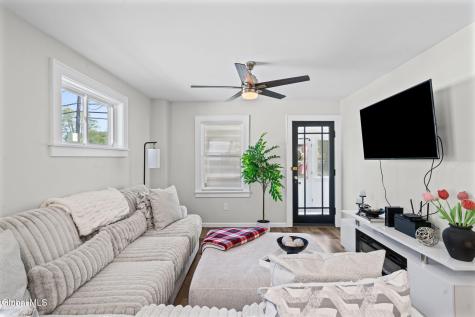 370 Princetown Road Schenectady NY 12306