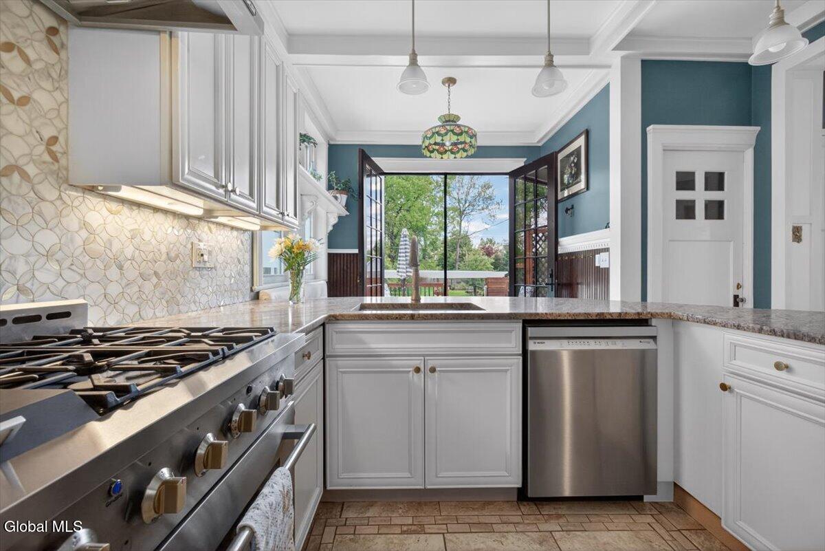 65 Manning Boulevard Albany NY 12203