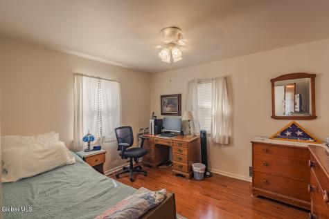 32 W 12th Avenue Gloversville NY 12078