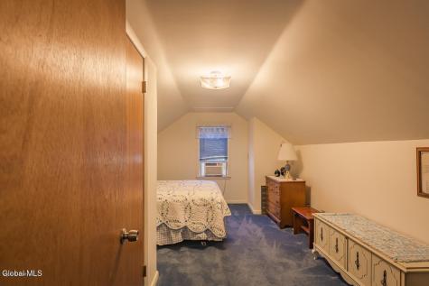 32 W 12th Avenue Gloversville NY 12078