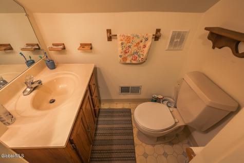 32 W 12th Avenue Gloversville NY 12078