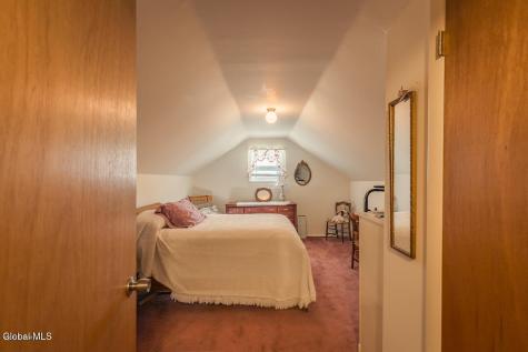 32 W 12th Avenue Gloversville NY 12078