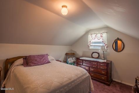 32 W 12th Avenue Gloversville NY 12078