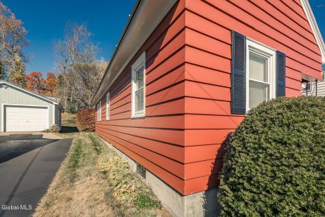 32 W 12th Avenue Gloversville NY 12078