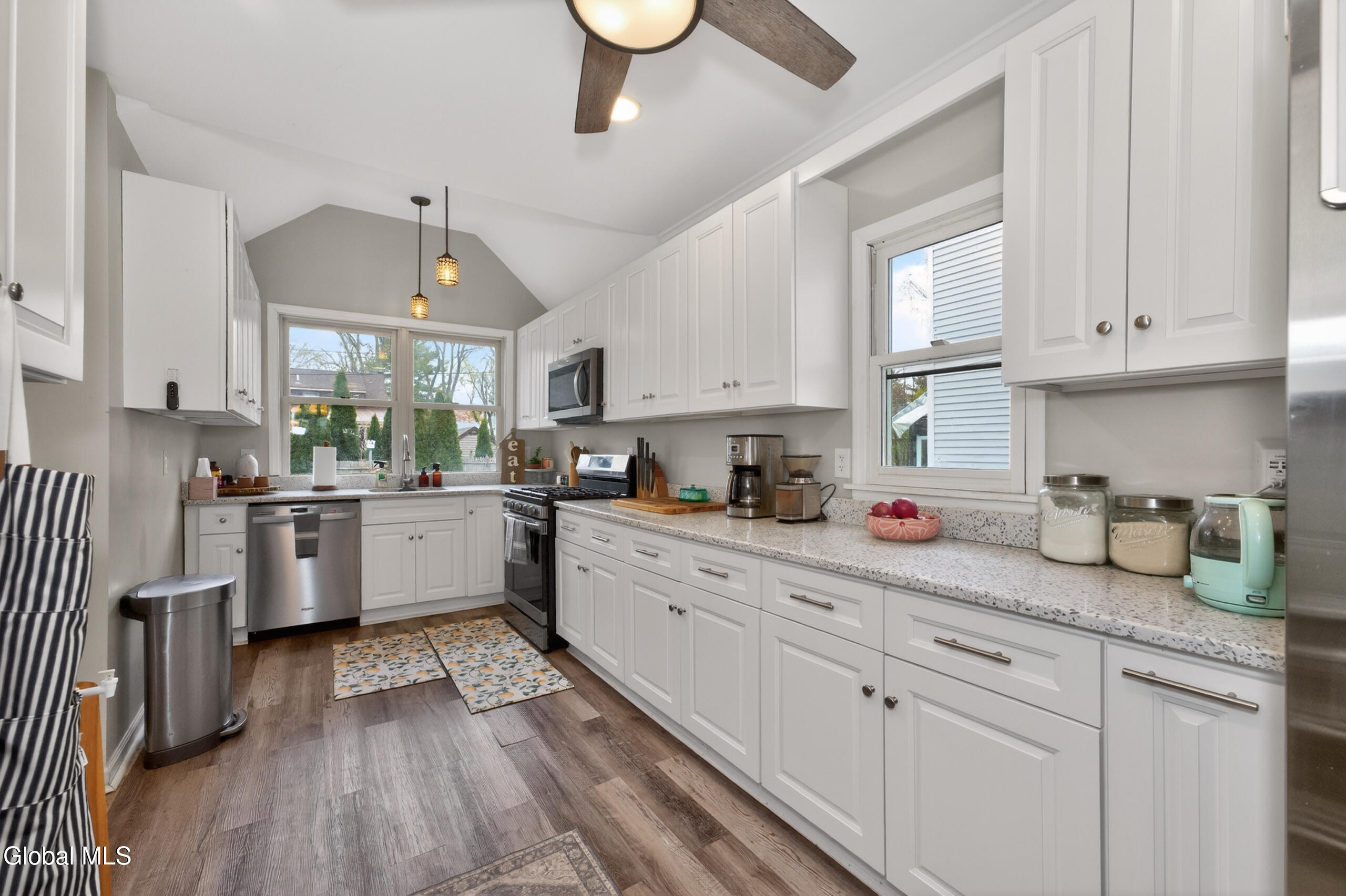 1528 Myron Street Niskayuna NY 12309