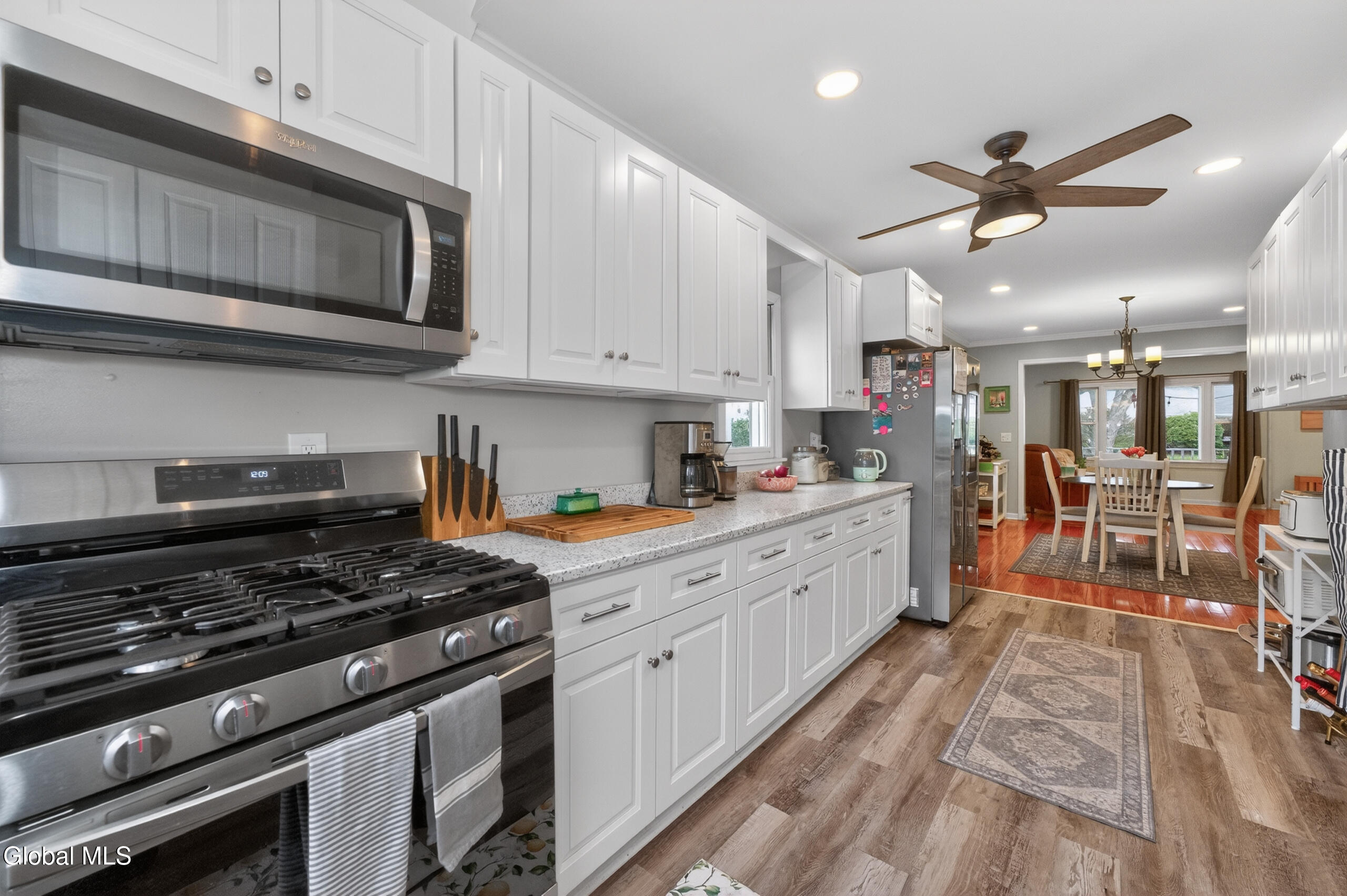 1528 Myron Street Niskayuna NY 12309