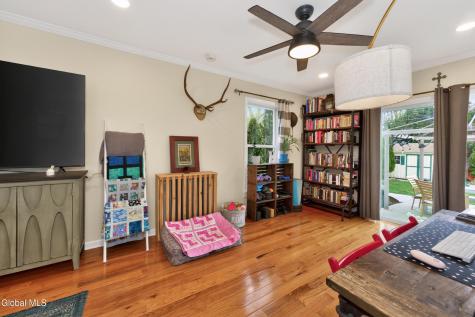 1528 Myron Street Niskayuna NY 12309