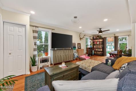 1528 Myron Street Niskayuna NY 12309