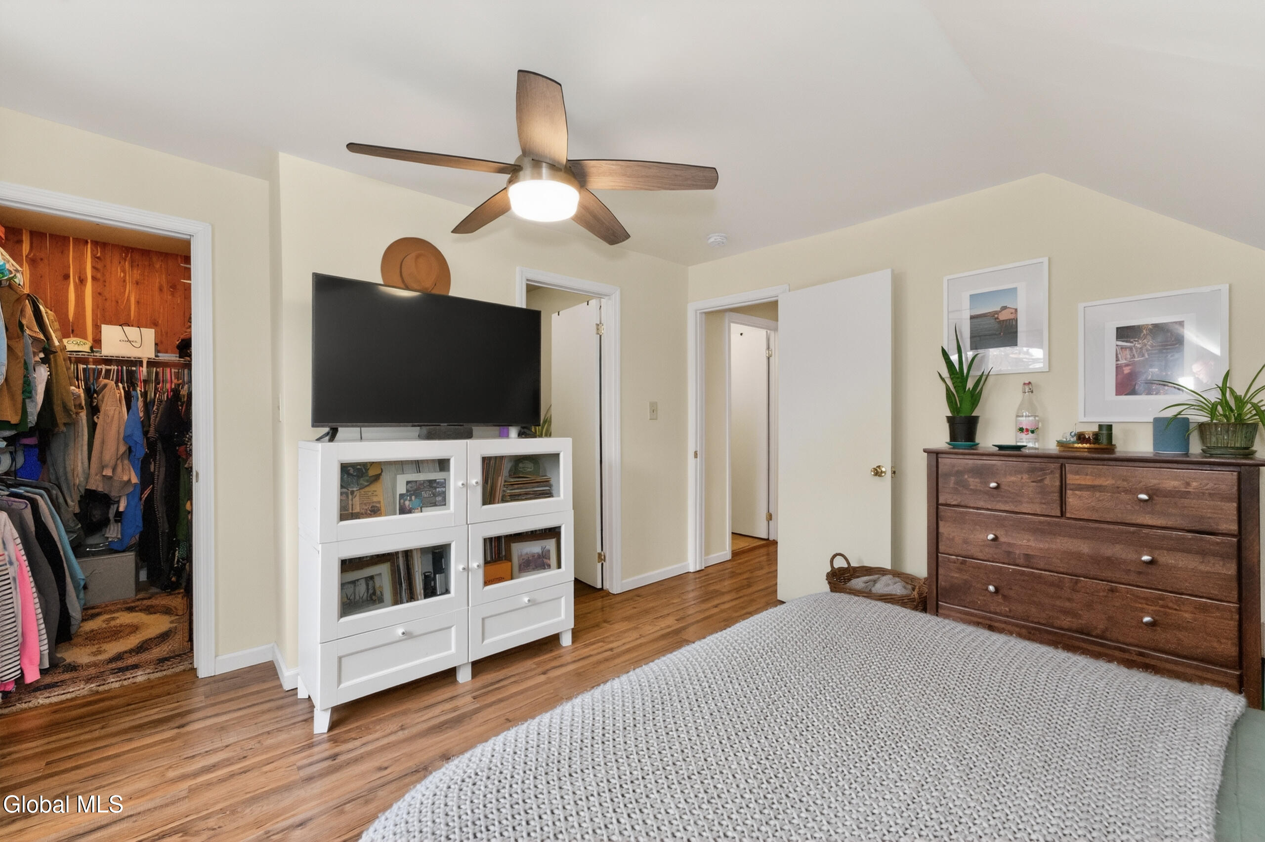 1528 Myron Street Niskayuna NY 12309