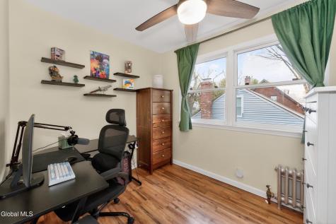1528 Myron Street Niskayuna NY 12309