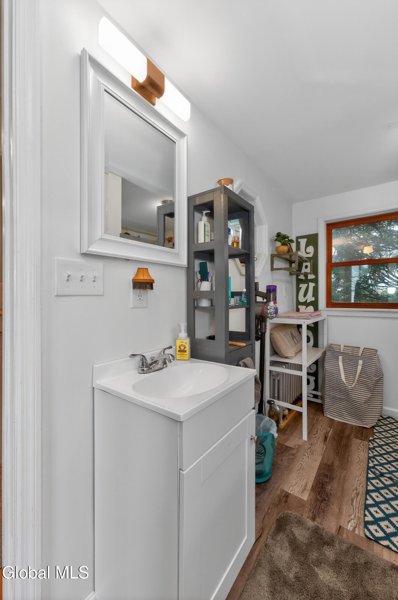1528 Myron Street Niskayuna NY 12309