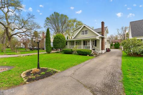 1528 Myron Street Niskayuna NY 12309