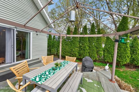 1528 Myron Street Niskayuna NY 12309