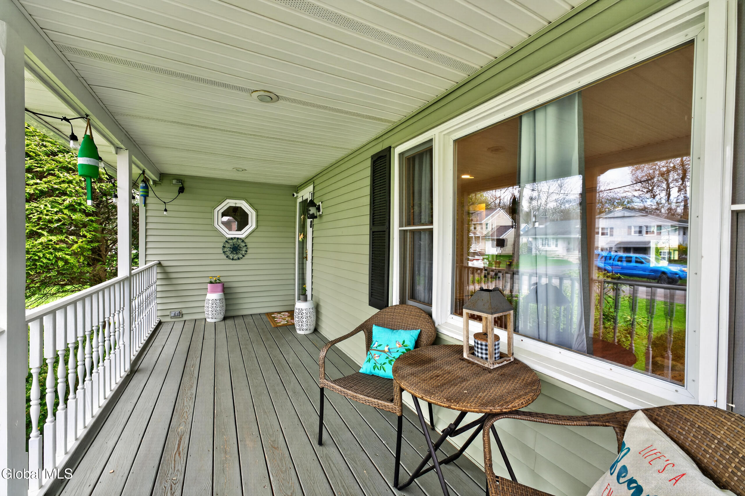 1528 Myron Street Niskayuna NY 12309