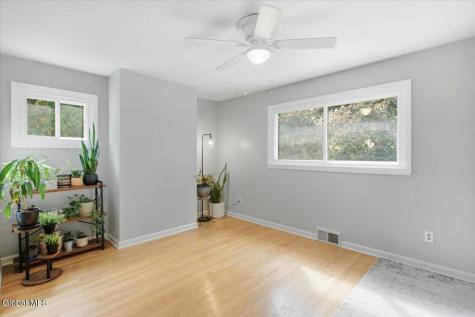 792 Cortland Street Albany NY 12203