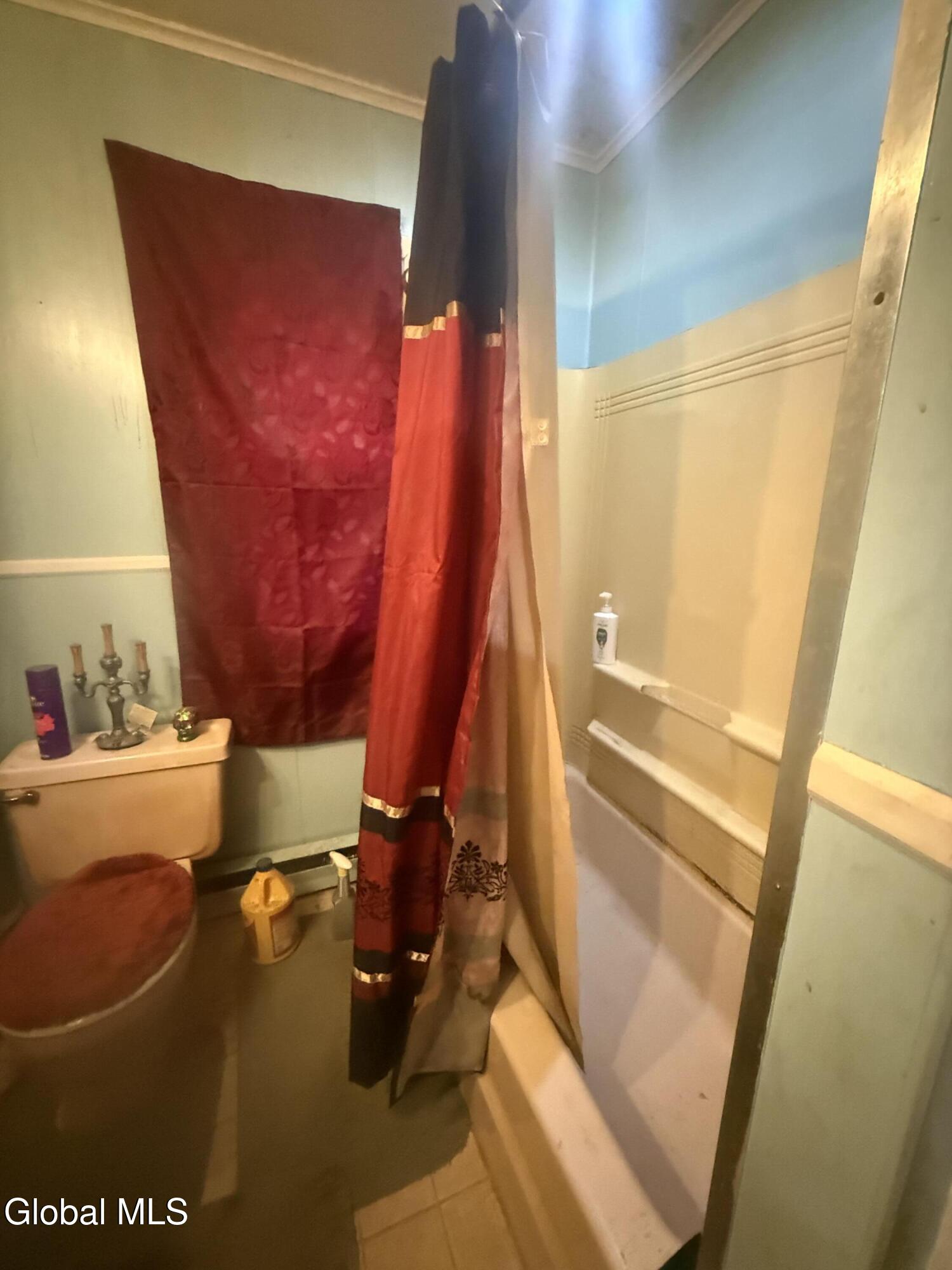 1741 Avenue H Schenectady NY 12304