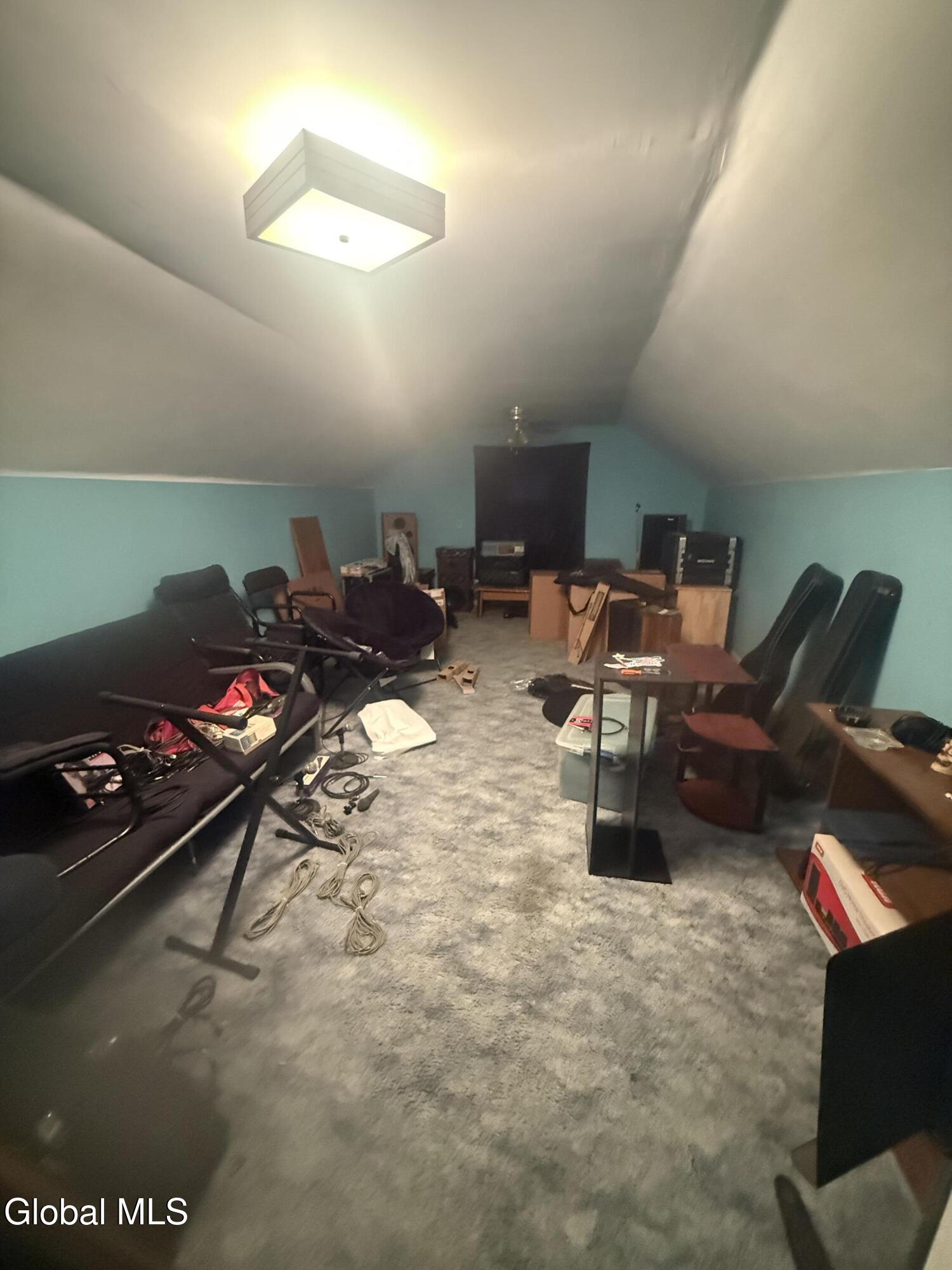 1741 Avenue H Schenectady NY 12304