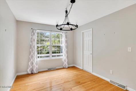 25B Mapleridge Avenue Halfmoon NY 12065