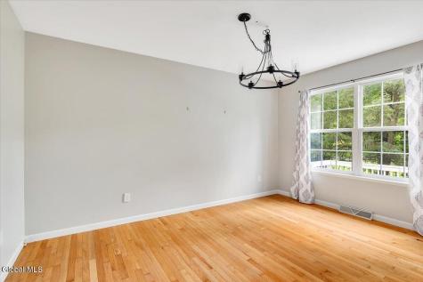 25B Mapleridge Avenue Halfmoon NY 12065