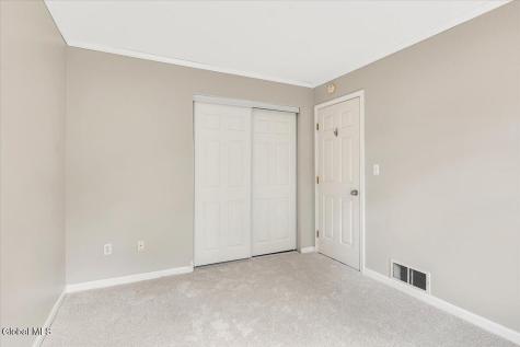 25B Mapleridge Avenue Halfmoon NY 12065