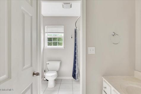 25B Mapleridge Avenue Halfmoon NY 12065