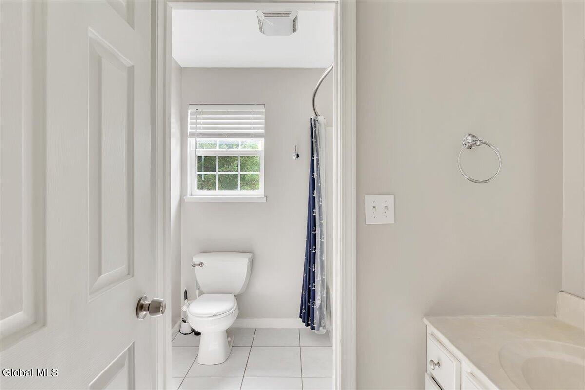 25B Mapleridge Avenue Halfmoon NY 12065