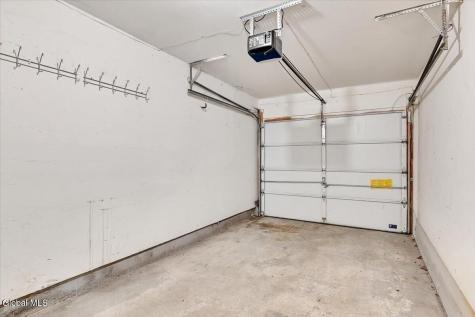 25B Mapleridge Avenue Halfmoon NY 12065