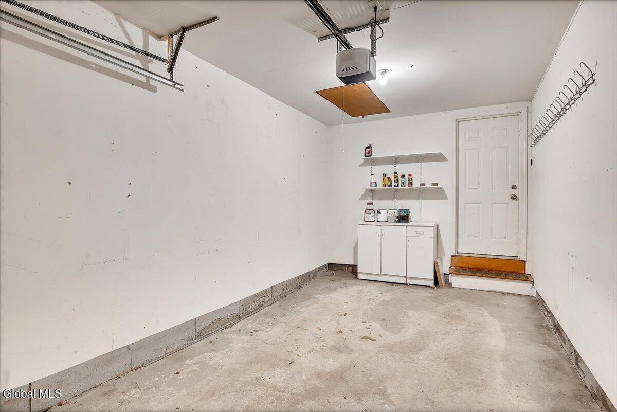 25B Mapleridge Avenue Halfmoon NY 12065