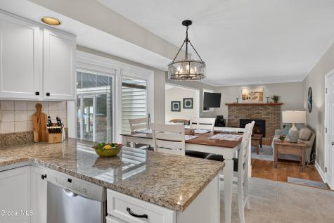 13 Berkshire Drive Colonie NY 12205