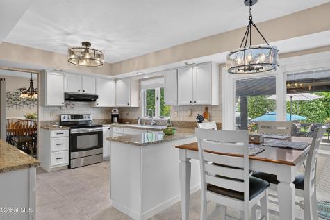 13 Berkshire Drive Colonie NY 12205