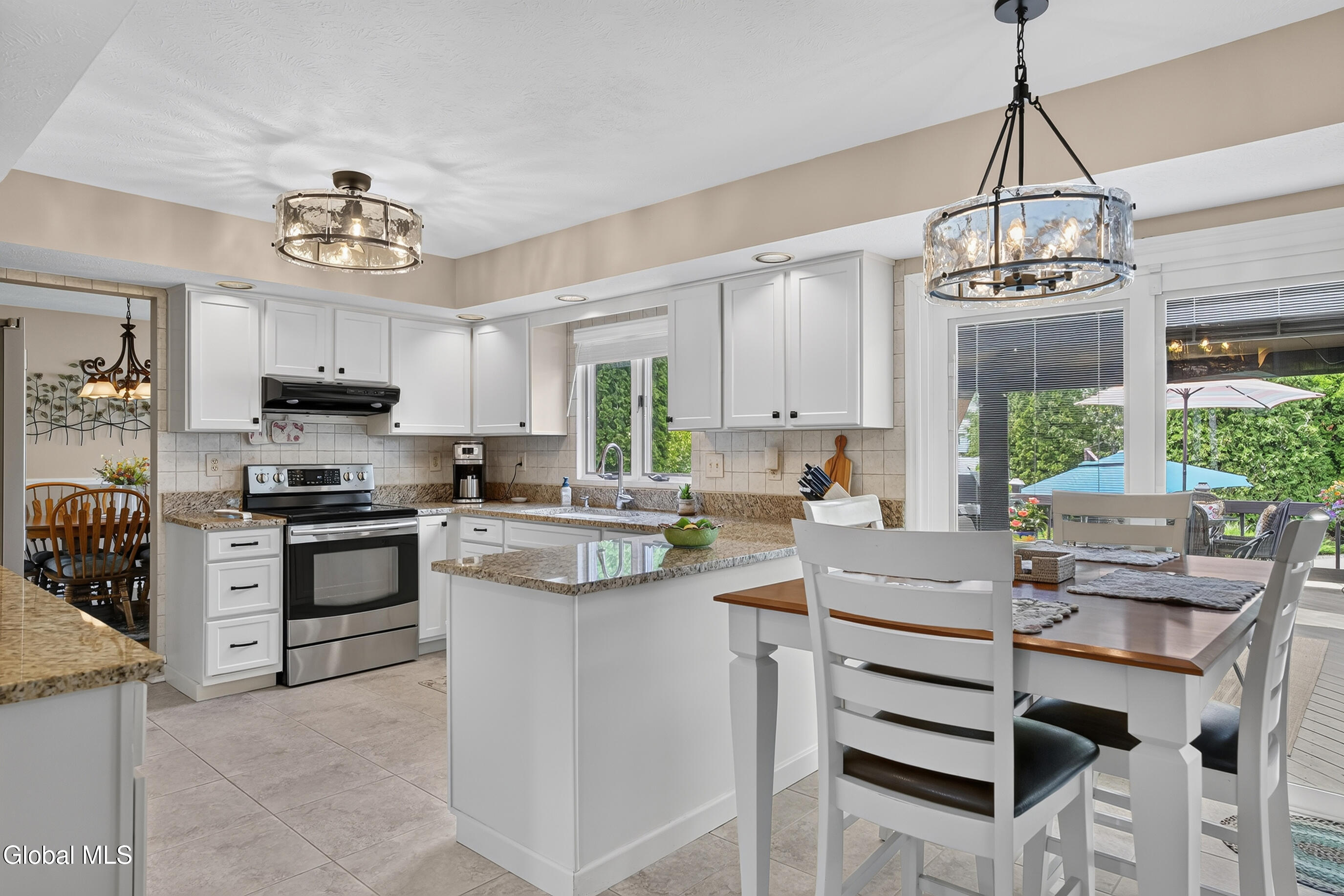 13 Berkshire Drive Colonie NY 12205
