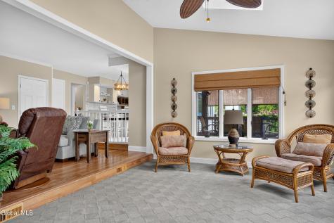 13 Berkshire Drive Colonie NY 12205