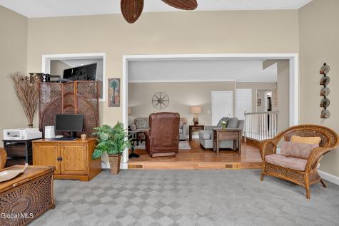 13 Berkshire Drive Colonie NY 12205