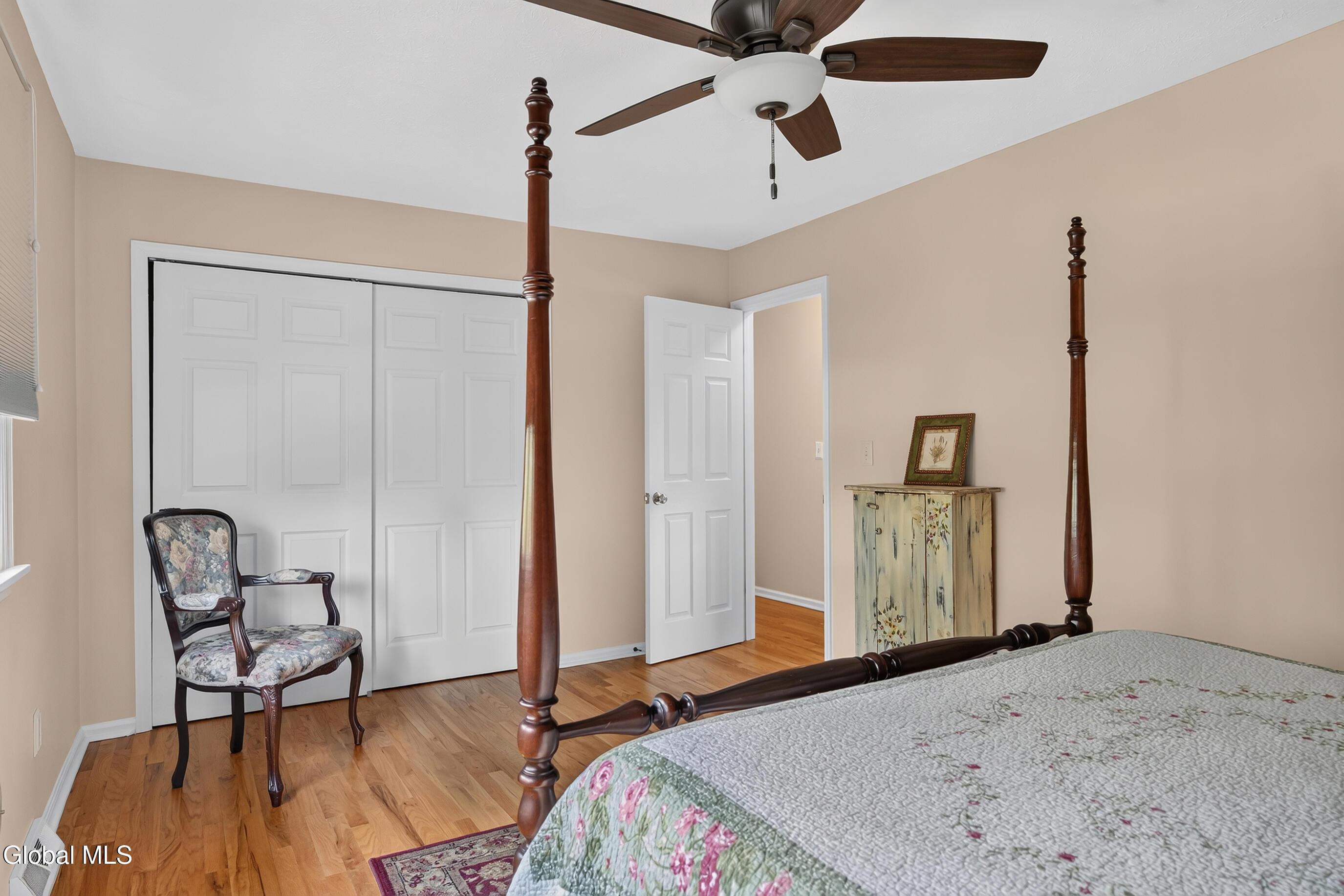 13 Berkshire Drive Colonie NY 12205
