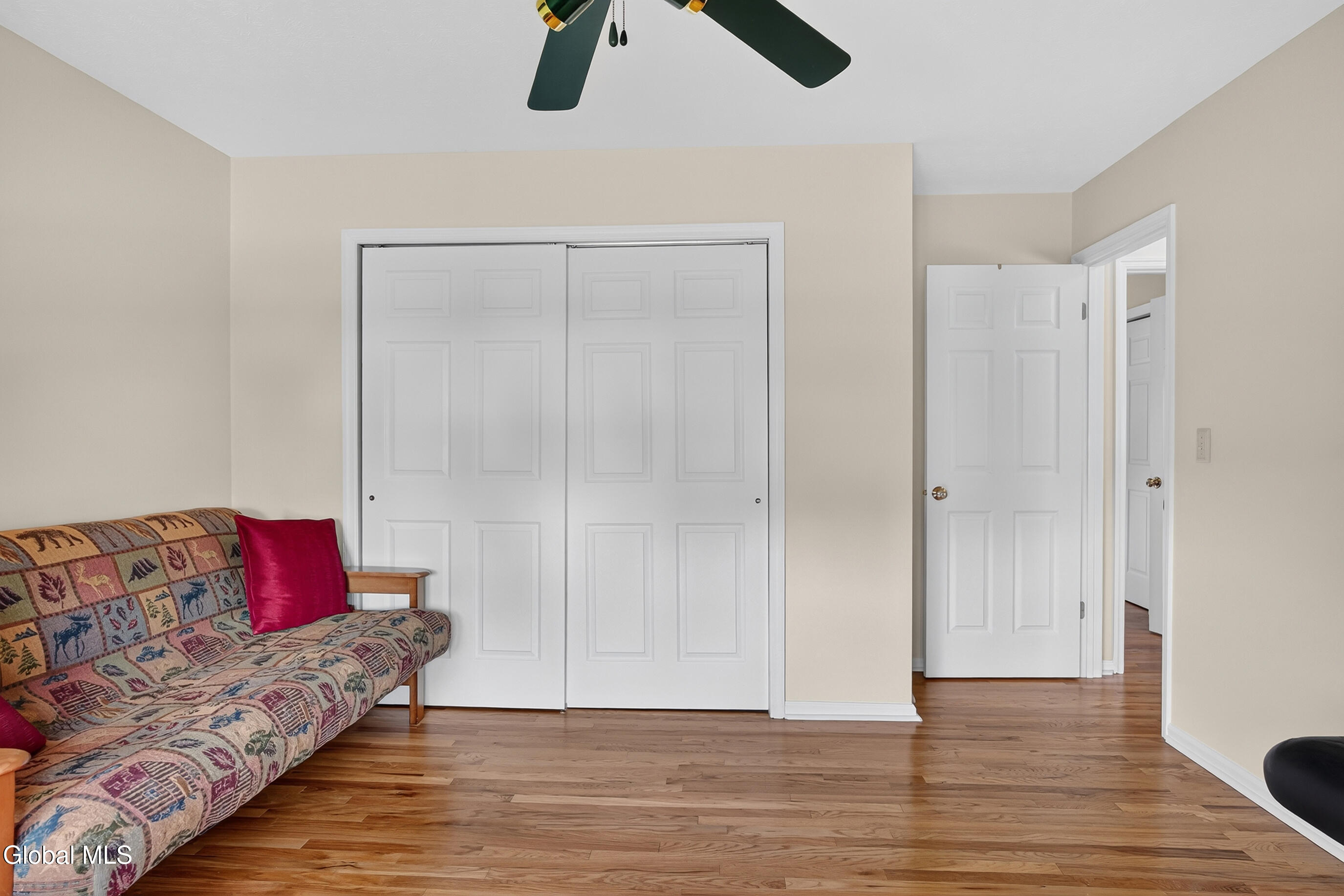 13 Berkshire Drive Colonie NY 12205