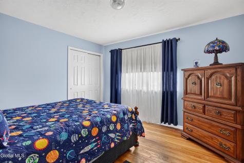 13 Berkshire Drive Colonie NY 12205