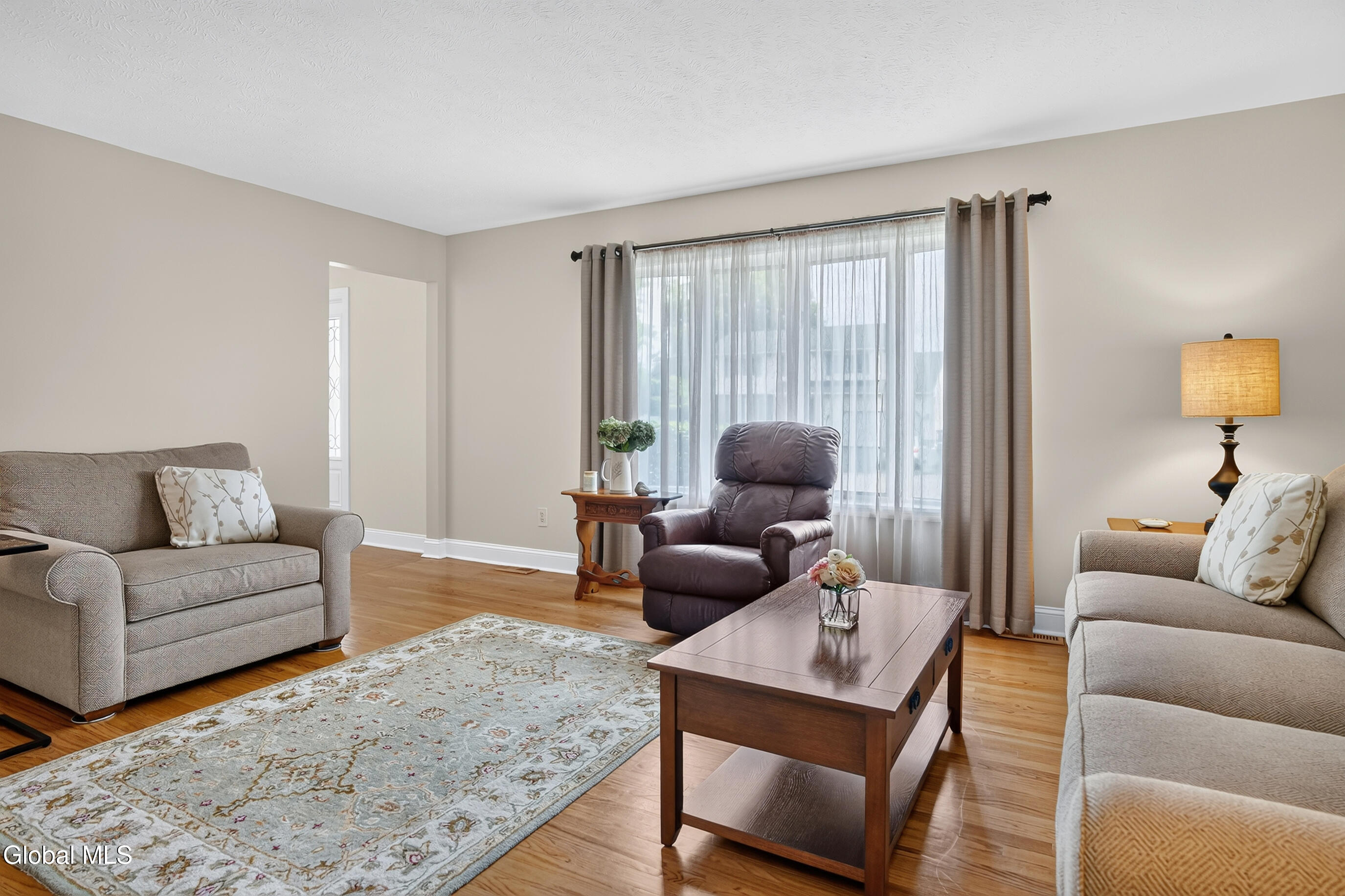 13 Berkshire Drive Colonie NY 12205