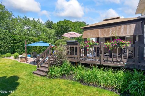 13 Berkshire Drive Colonie NY 12205