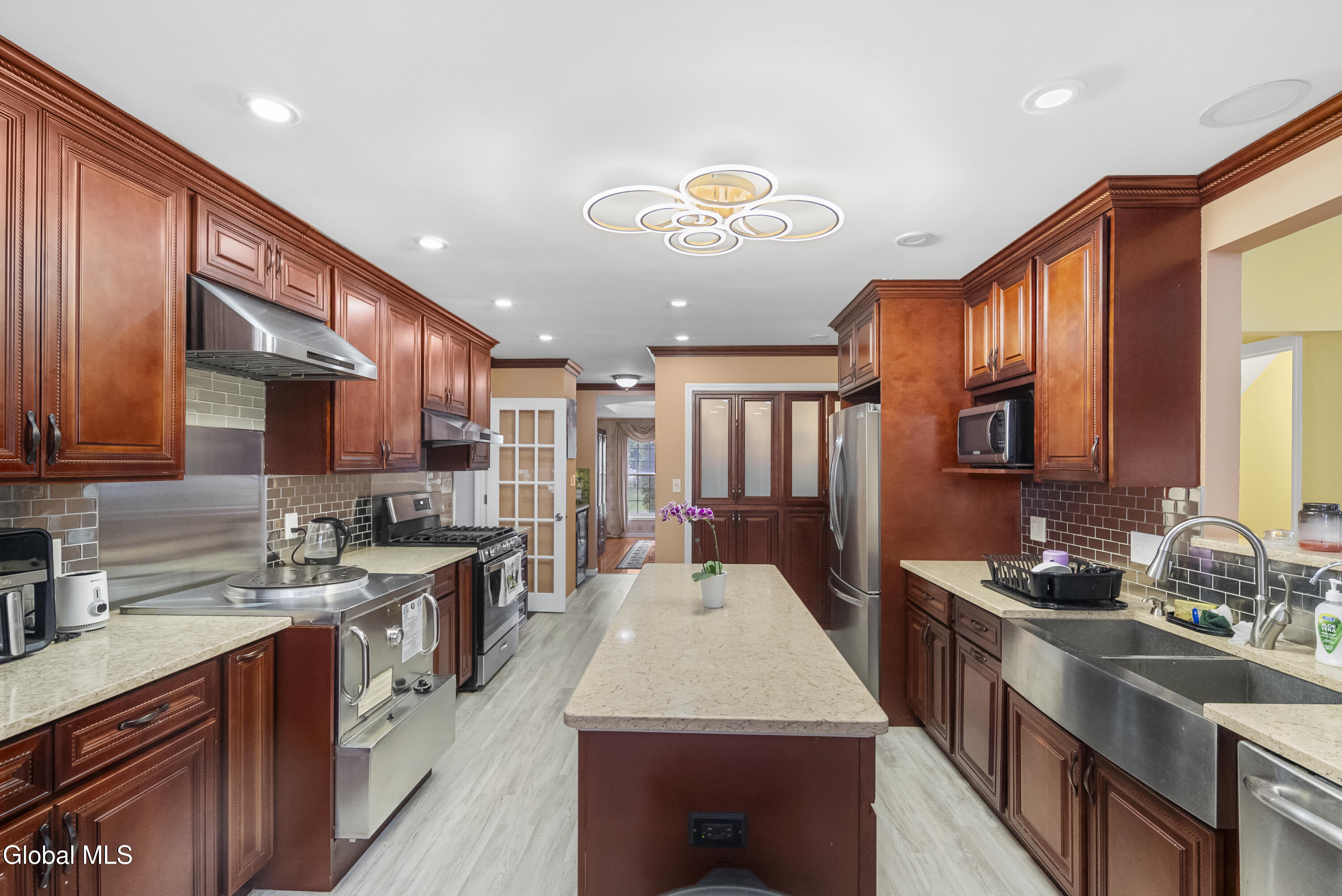 257 Longhouse Lane Slingerlands NY 12159