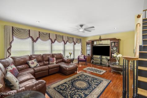 257 Longhouse Lane Slingerlands NY 12159