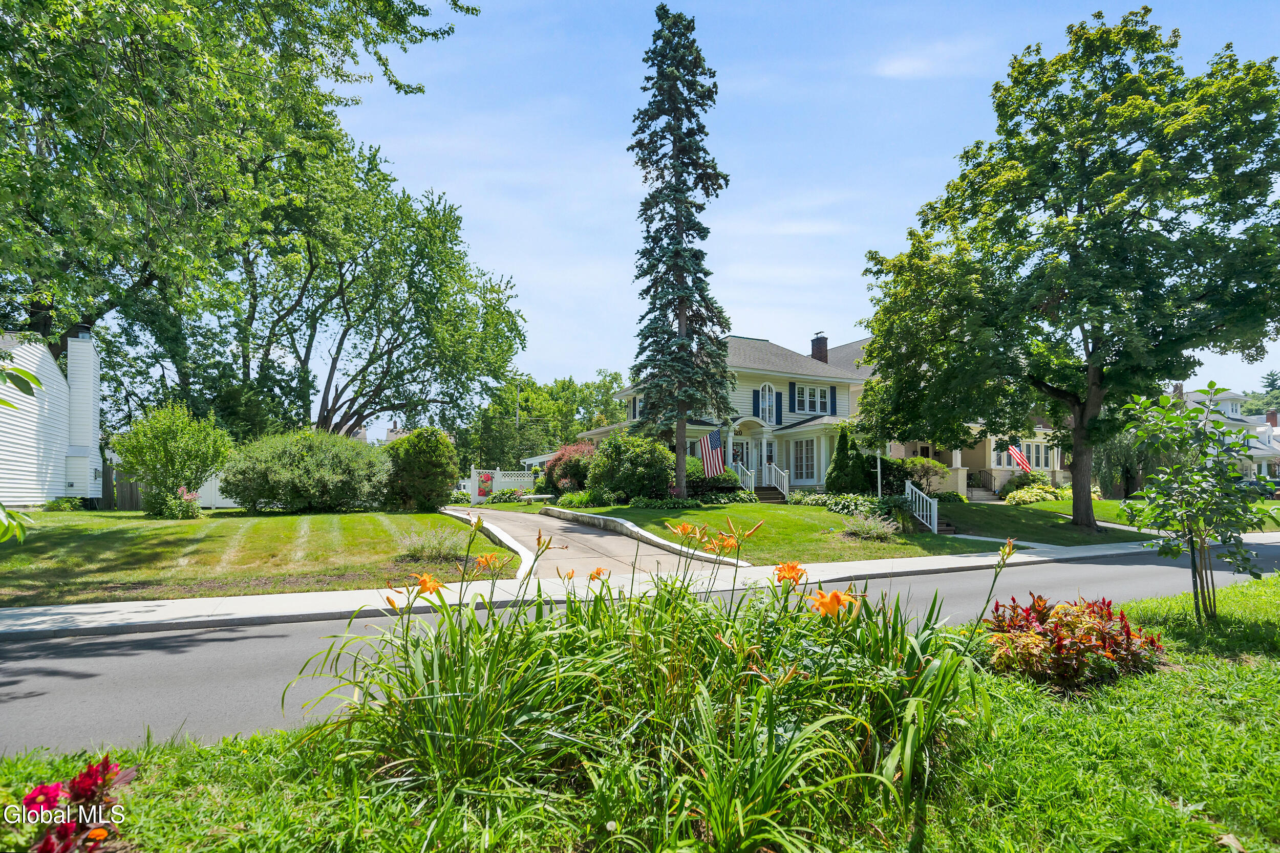 820 Central Parkway Schenectady NY 12309