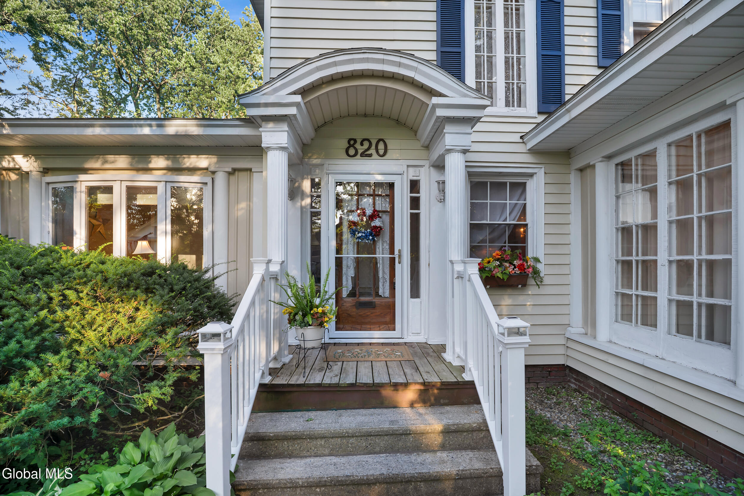 820 Central Parkway Schenectady NY 12309