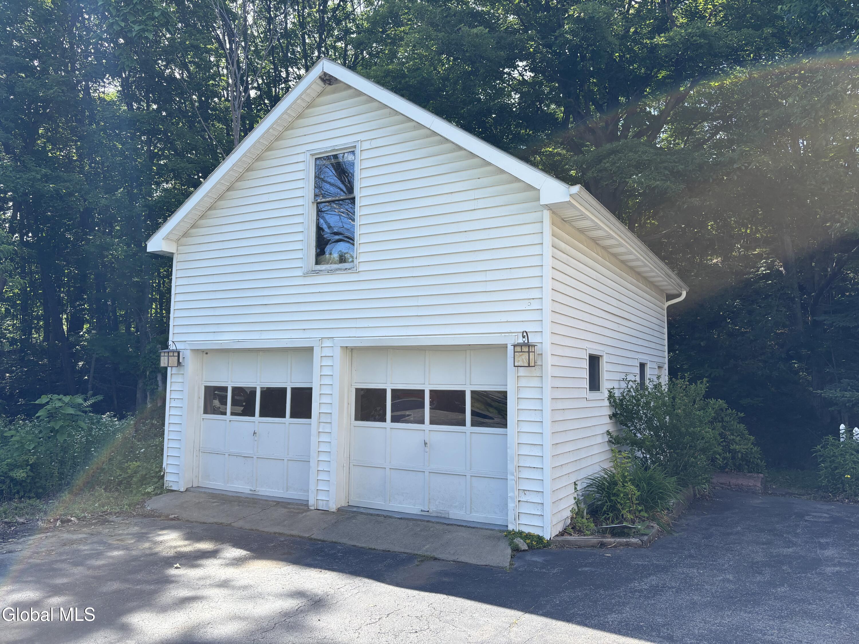 31 Taborton Road Sand Lake NY 12153