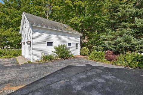31 Taborton Road Sand Lake NY 12153