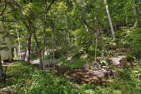 31 Taborton Road Sand Lake NY 12153